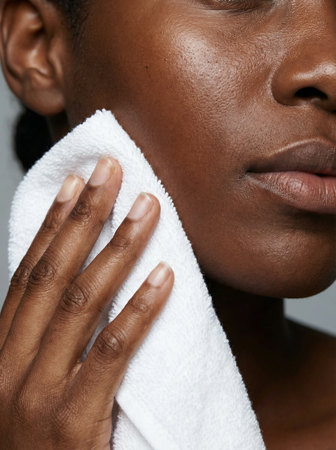 Oczyść i osusz skórę